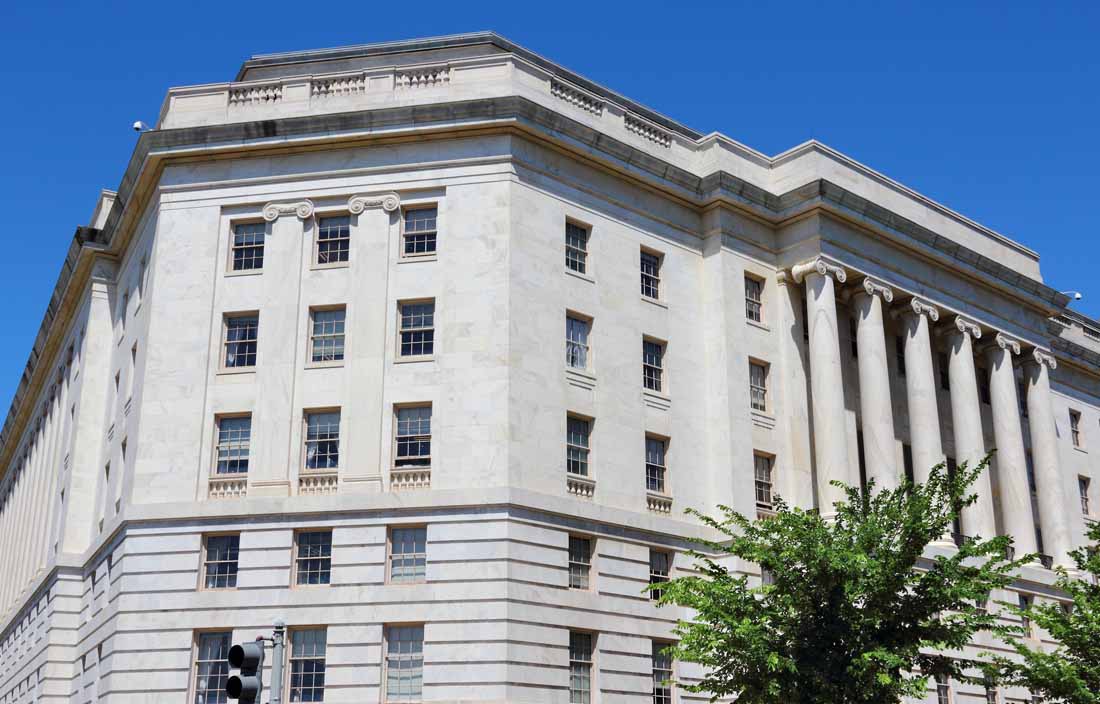 Government building during the daytime.