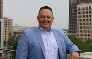 Professional photo of Andy Fountain.